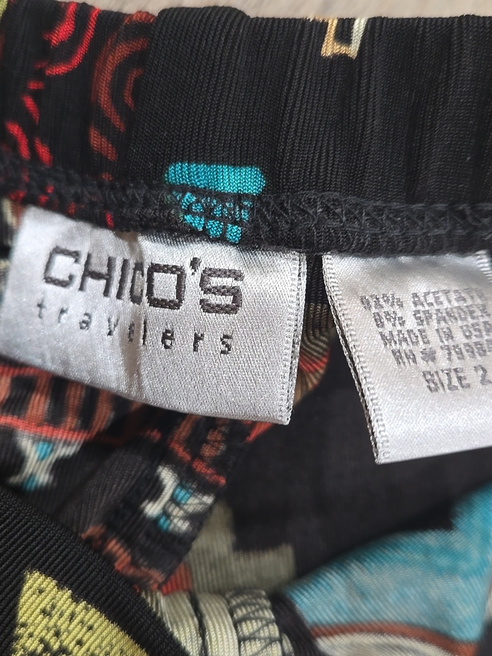 New! Chico's Black Wide Leg Pants with Multicolor Tribal Print - Picture 3 of 5